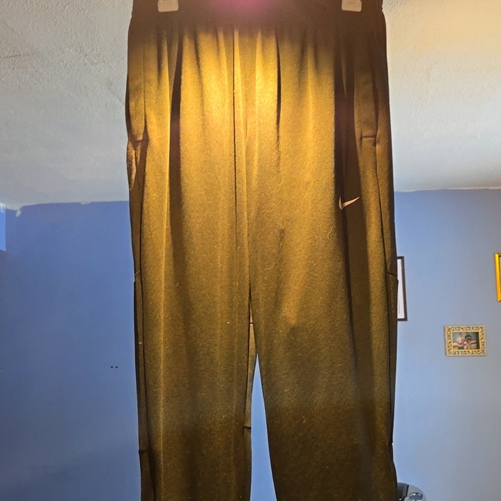 Nike dri fit athletic pants
